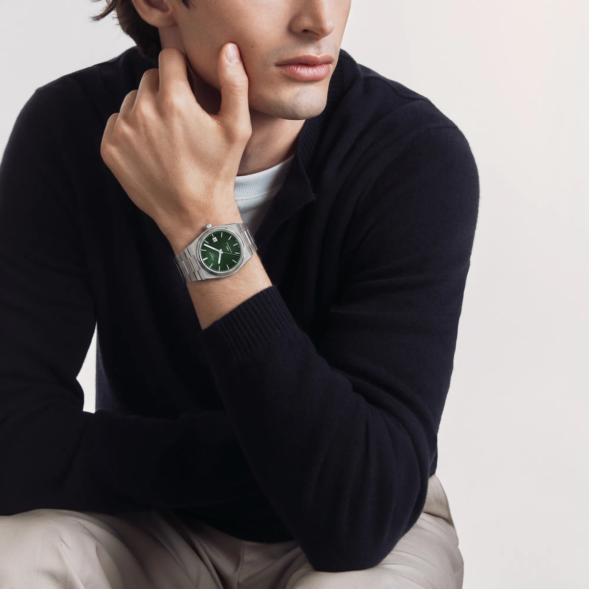 Reloj Tissot PRX Powermatic 80 40mm Automático Hombre Verde T137.407.11.091.00 – vista en muñeca