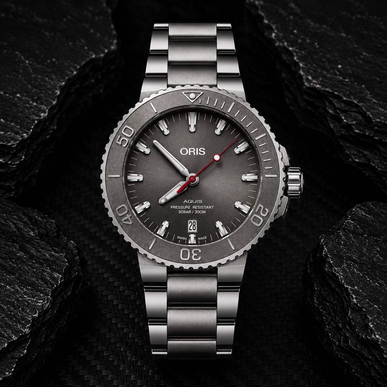 Oris Aquis Date Grey 43.5 mm