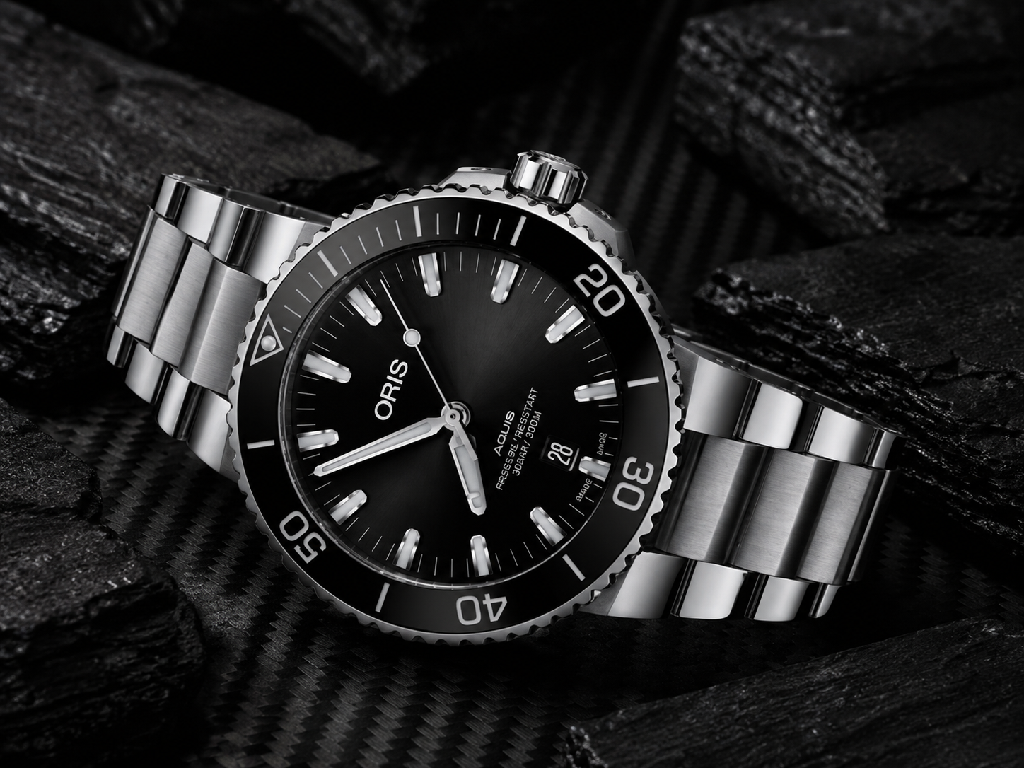Oris Aquis Date Black 43.5 mm